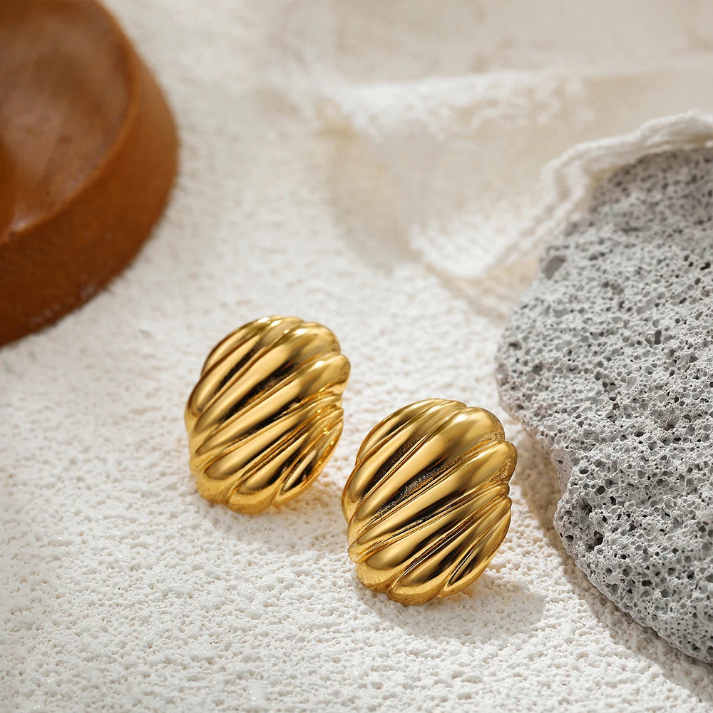 Vintage Gold Stainless Steel Earrings – Retro Chunky Statement Jewelry for Women