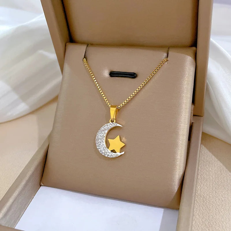 Minimalist Necklace for Women – Gold & Silver Stainless Steel Jewelry