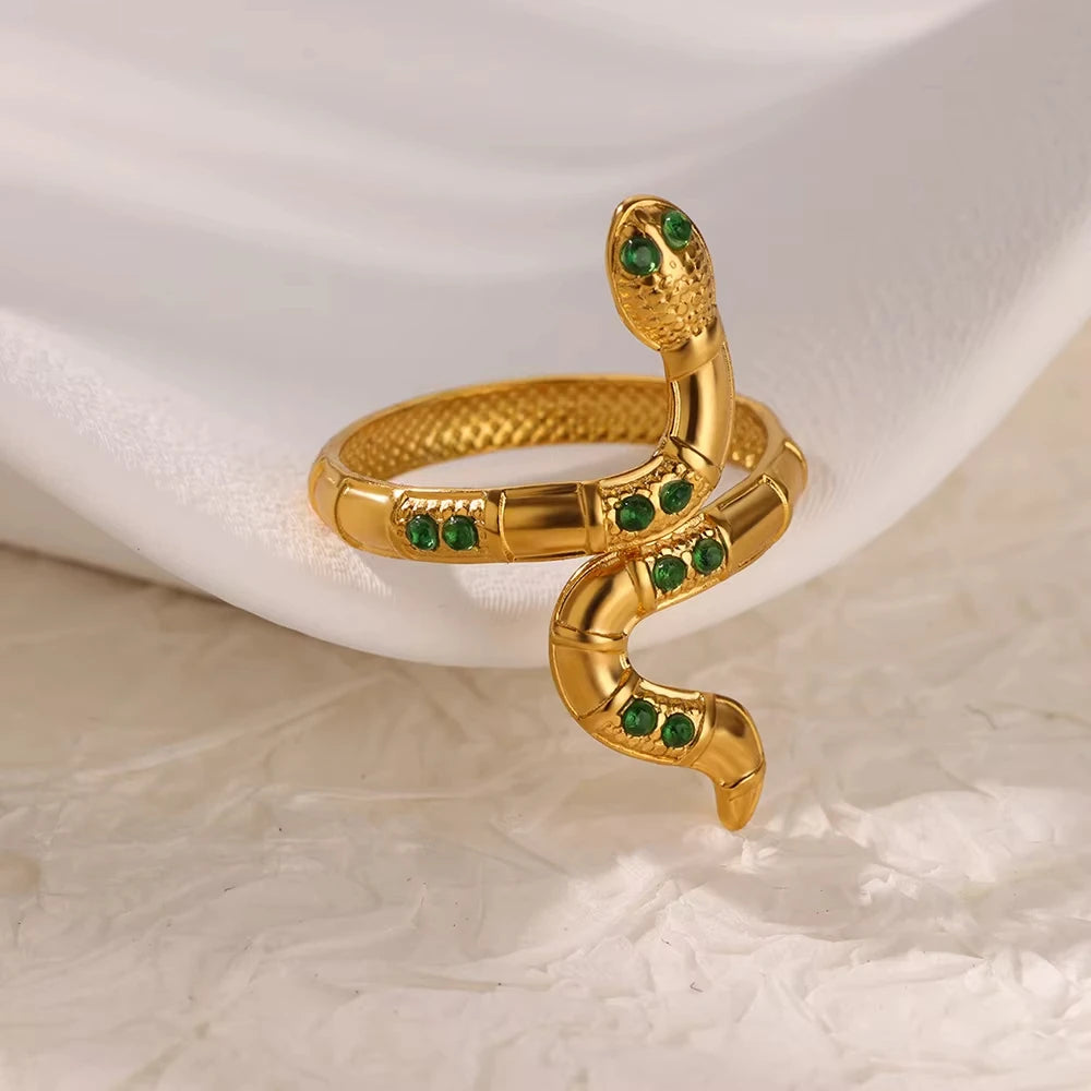 Luxury Green Zircon Birthstone Flower Ring – 18K Gold Plated Adjustable Stainless Steel Ring for Women