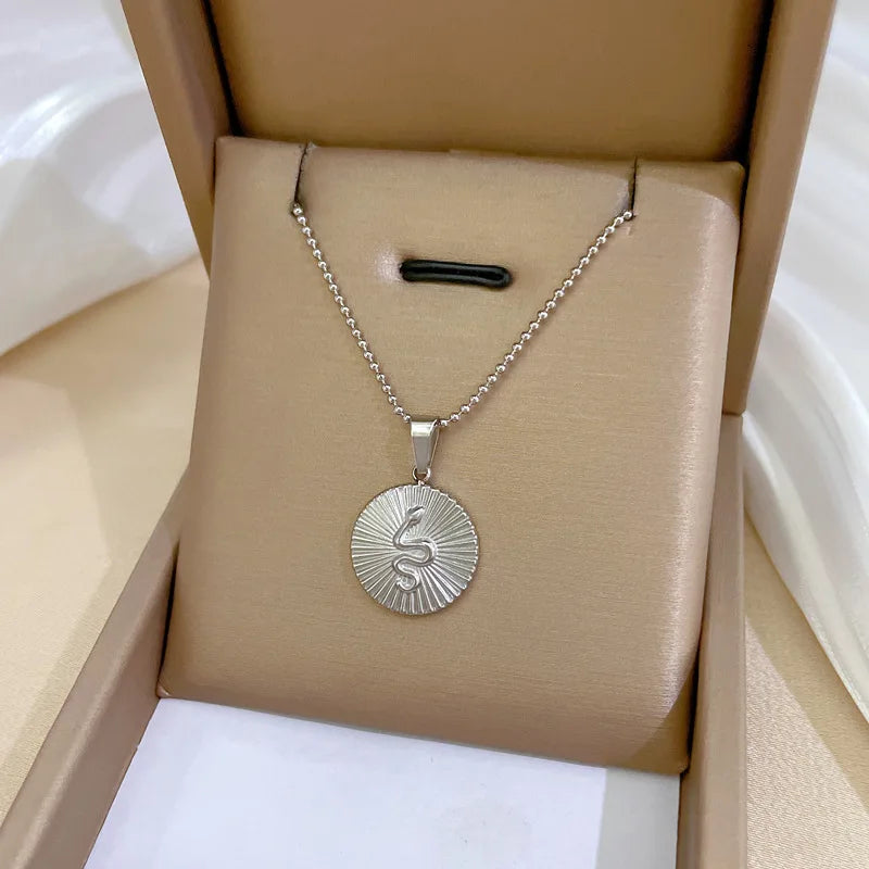 Minimalist Necklace for Women – Gold & Silver Stainless Steel Jewelry